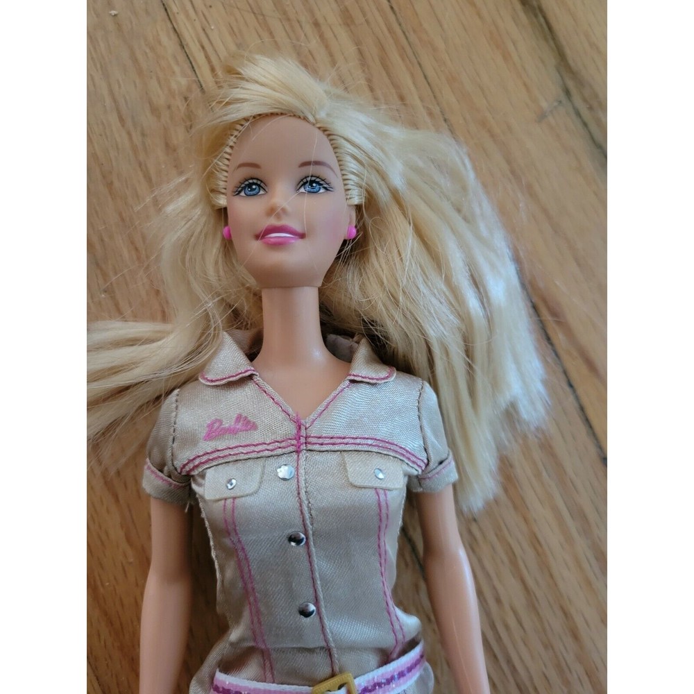 Barbie FASHIONISTAS CAREERS I Can Be An Animal Pet Trainer 2009 Mattel